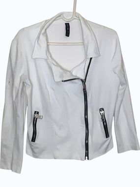 Moto Jacket Women’s Cropped Zip Up / Tag size: XL Actual fit: Medium/Large